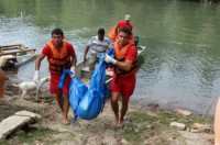 27/08/2015 - Seis menores são apreendidos acusados de matar garota com 40 facadas em MT  