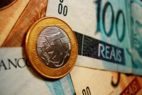 30/08/2015 - Governo do Estado paga salários dos servidores na segunda-feira (31)