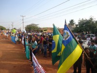 08/09/2015 - Grande desfile cívico marcou o 7 de Setembro no distrito de Espigão do Leste  