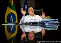 10/09/2015 - Taques defende que menores respondam por crimes e cita caso de tenente-coronel assassinado