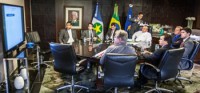 18/09/2015 - Governo assina TAG com órgãos para retomar obras da Copa em outubro