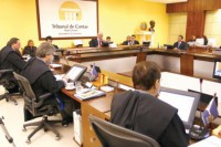 26/09/2015 - Ex-prefeito de Confresa é multado e obrigado a devolver 50 mil reais por pagamento indevido