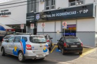 28/09/2015 - Apresentador de TV é preso acusado de agredir a esposa  