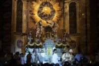 12/10/2015 - Católicos celebram aparição de Nossa Senhora  