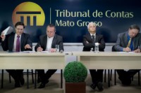 21/10/2015 - Taques anuncia Programa Zero Obra Parada para concluir até meios fios e diz que dinheiro é do cidadã  