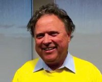 27/02/2016 - Maggi “veste a camisa” a favor do impeachment  