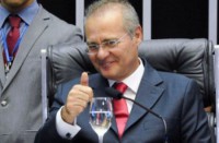 01/04/2016 - Renan diz que fuga do PMDB não foi um movimento inteligente  