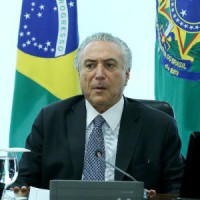 18/05/2016 - Temer recua e admite possibilidade de nomear homem para chefiar Cultura
