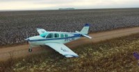 22/06/2016 - Avião sequestrado faz pouso forçado  