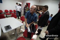 24/06/2016 - Com mala de documentos, Riva diz que delação de Mielli é mentira e inclui parlamentares em esquema da Ventríloquo 