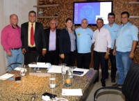 02/02/2017 - Prefeita Janailza se reúne com Governador Pedro Taques em busca de melhorias Para São Félix do Araguaia 