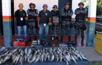 30/07/2017 - Fiscais Ambientais e PM apreendem mais de 100 quilos de pescado em Luciara