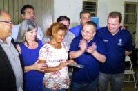 03/08/2017 - Famílias de 10 municípios do Araguaia recebem cartão Pró-Família  