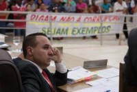 16/08/2017 - Sinop - Acusado de cobrar mensalinho, vereador é cassado por 13 votos a dois 