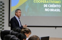 04/09/2017 - Sicredi participa de encontro estadual e reforça parceria com pequeno produtor 