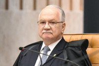 15/04/2026 - Fachin repudia em nota inclusão de ministros do STF em relatório da CPI do Crime: 'Indevida'