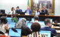 23/04/2026 -  CCJ aprova admissibilidade de propostas que acabam com escala 6x1